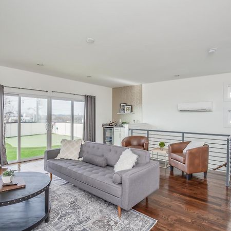 Whiskey House With Rooftop Golf, City Views! 8Min To Downtown! Sleeps 9! Nashville Zewnętrze zdjęcie