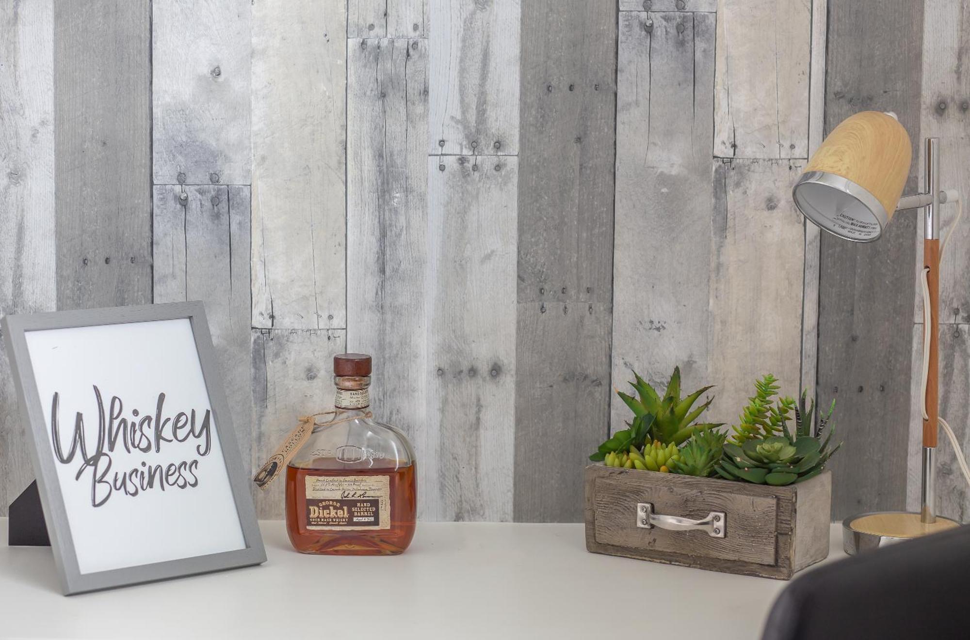 Whiskey House With Rooftop Golf, City Views! 8Min To Downtown! Sleeps 9! Nashville Zewnętrze zdjęcie