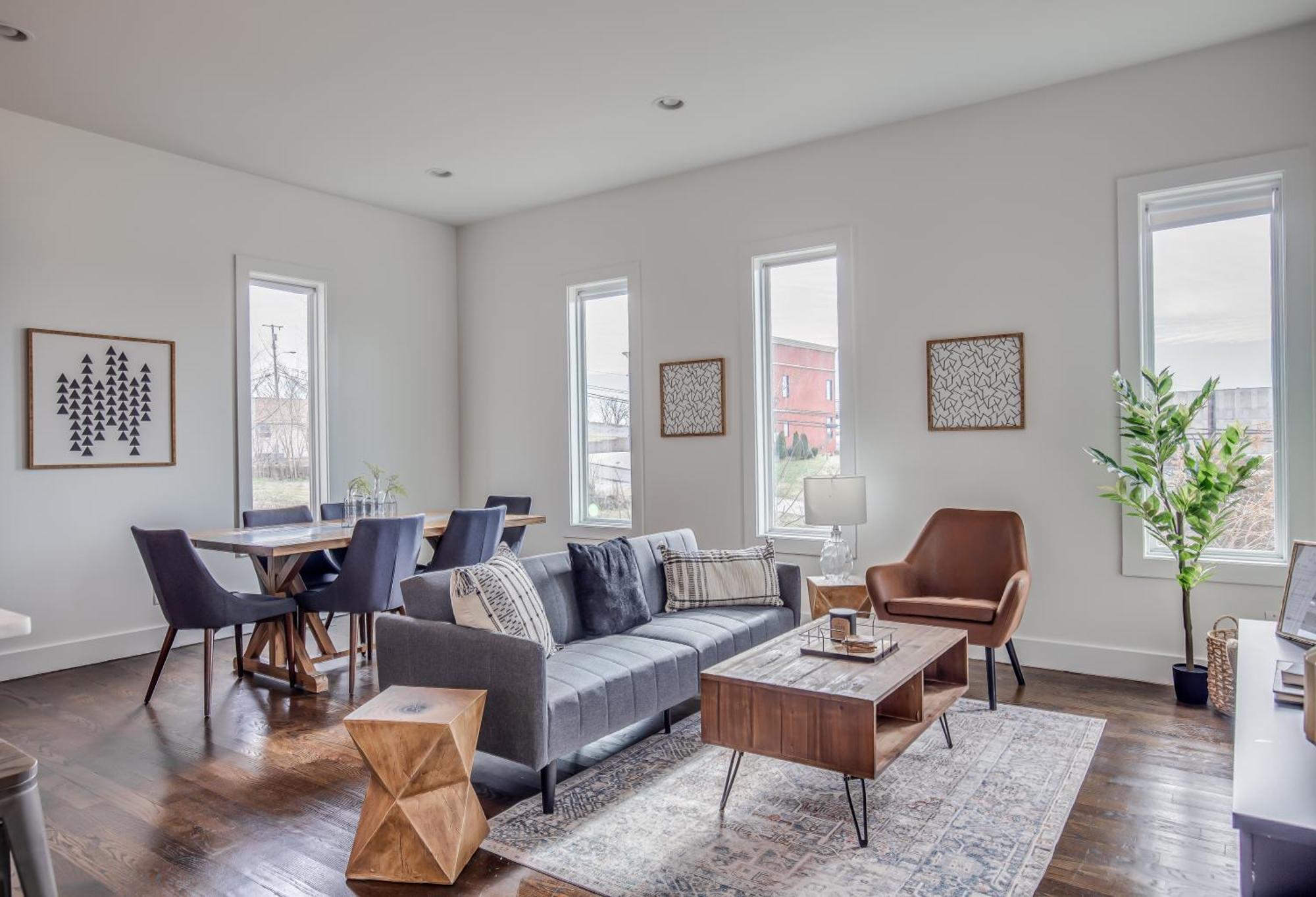 Whiskey House With Rooftop Golf, City Views! 8Min To Downtown! Sleeps 9! Nashville Zewnętrze zdjęcie